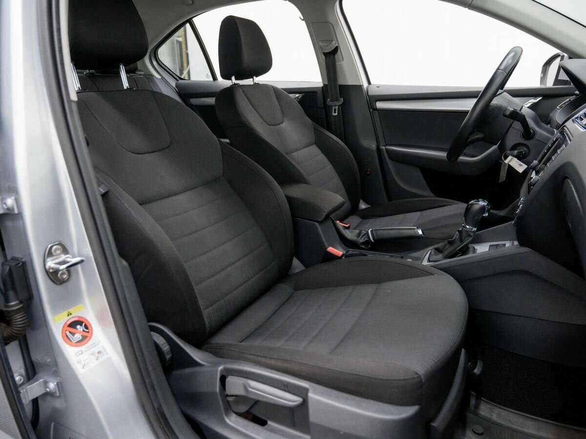 Купить Skoda Octavia, 2013, 270 000 км, фото №9