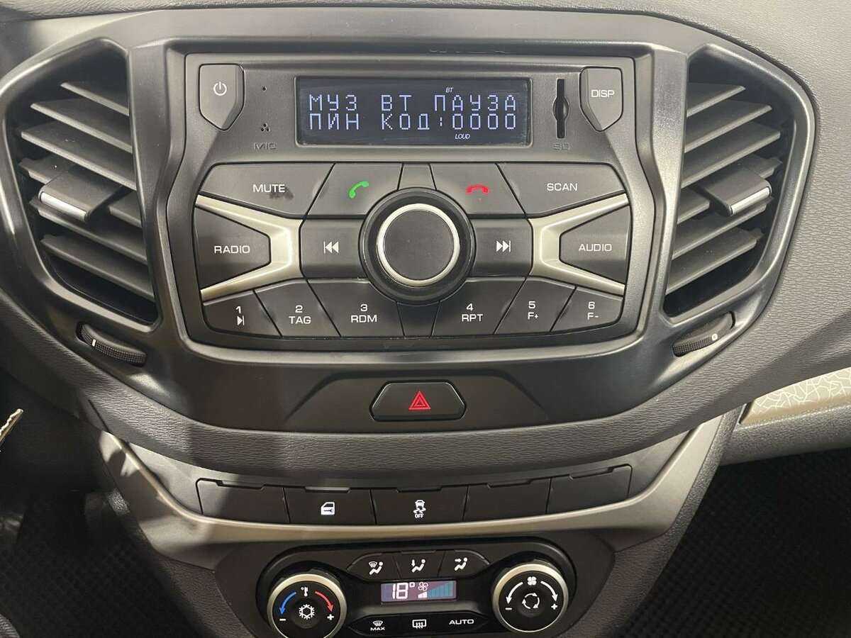 Купить Lada (ВАЗ) Vesta, 2017, 114 294 км, фото №12