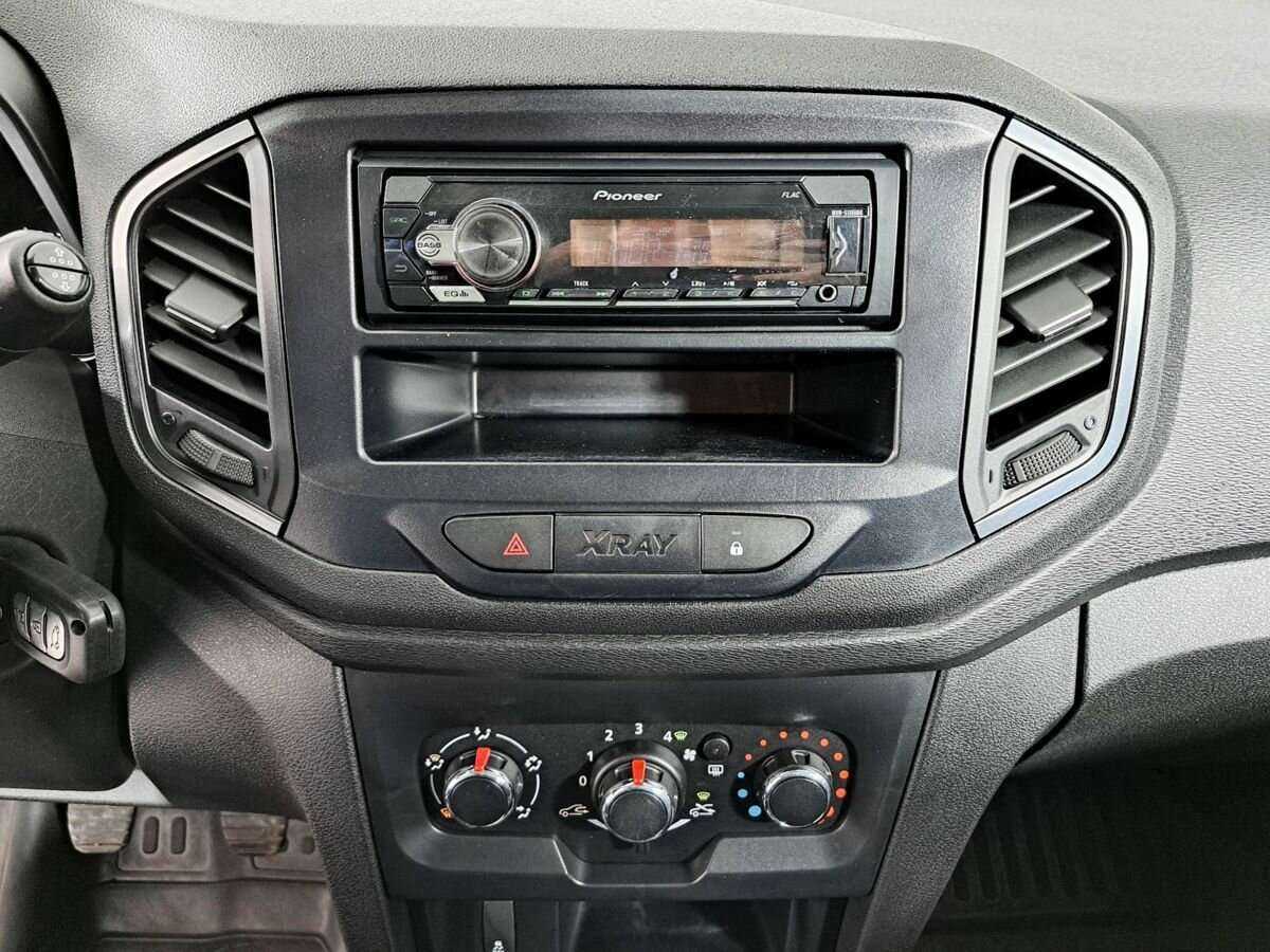 Купить Lada (ВАЗ) XRAY, 2019, 87 010 км, фото №13