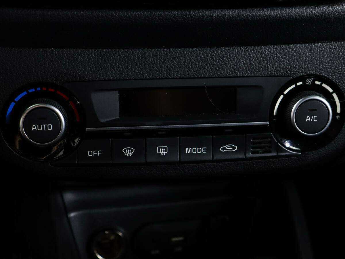 Купить Kia Rio, 2016, 140 575 км, фото №22