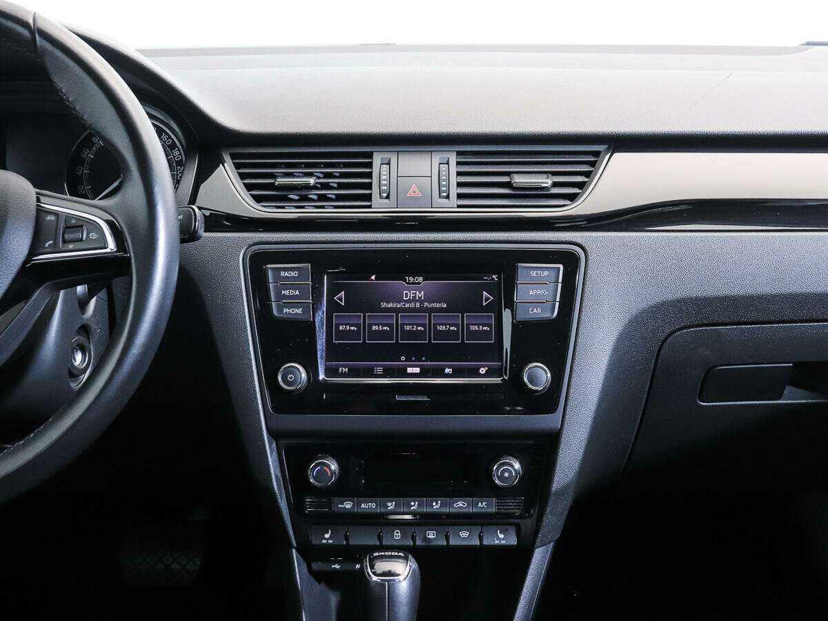 Купить Skoda Rapid, 2017, 47 000 км, фото №13