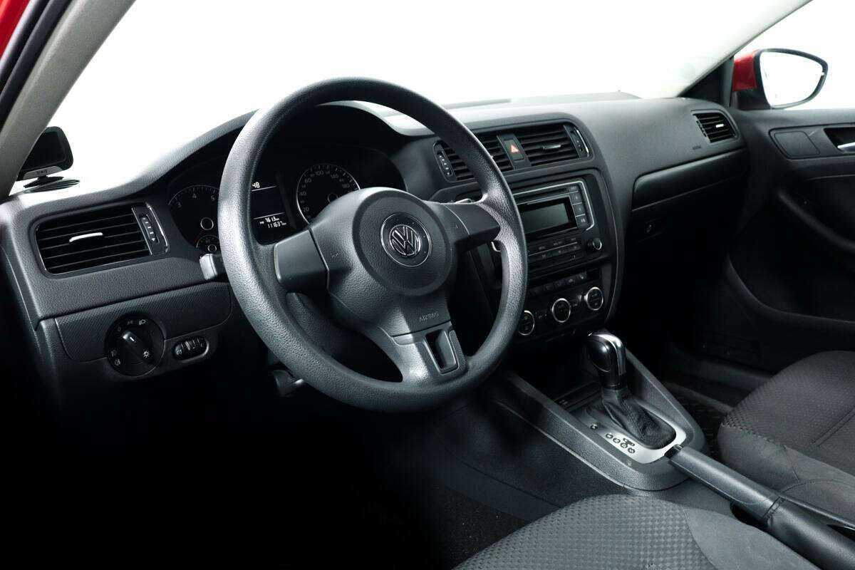 Купить Volkswagen Jetta, 2014, 111 636 км, фото №13