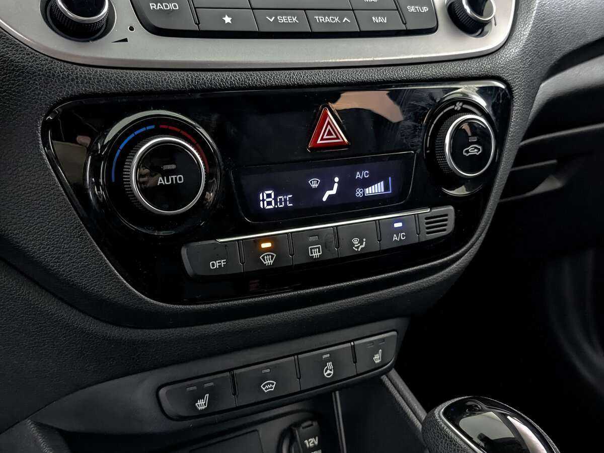 Купить Hyundai Solaris, 2019, 80 271 км, фото №17