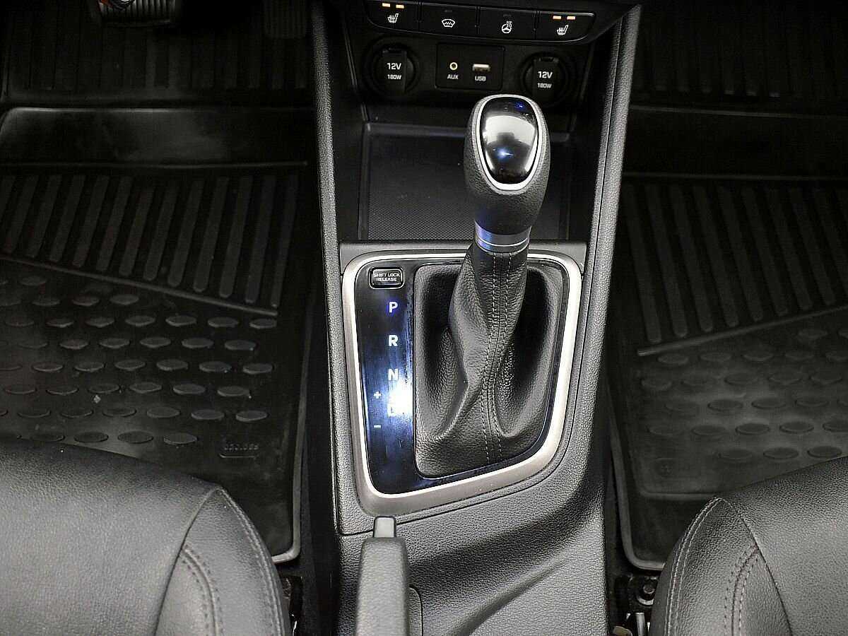 Купить Hyundai Solaris, 2018, 75 744 км, фото №12