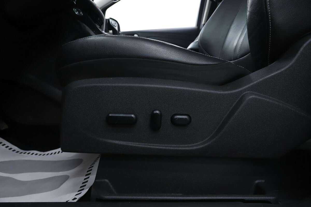 Купить Ford Kuga, 2016, 135 000 км, фото №8