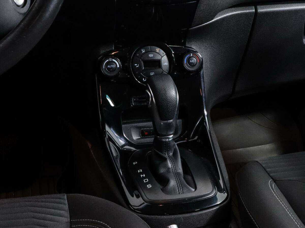 Купить Ford Fiesta, 2015, 149 000 км, фото №12