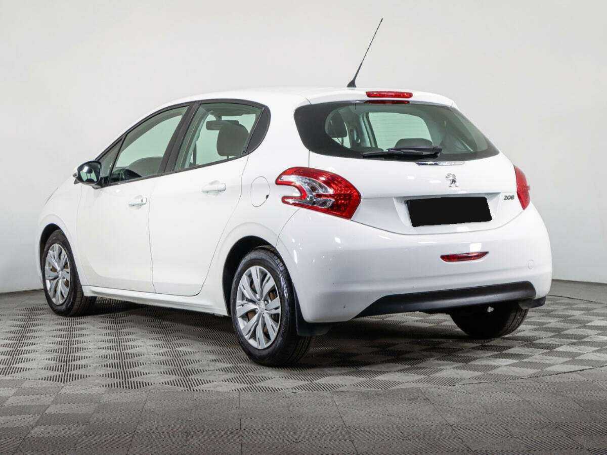 Купить Peugeot 208, 2013, 90 441 км, фото №7
