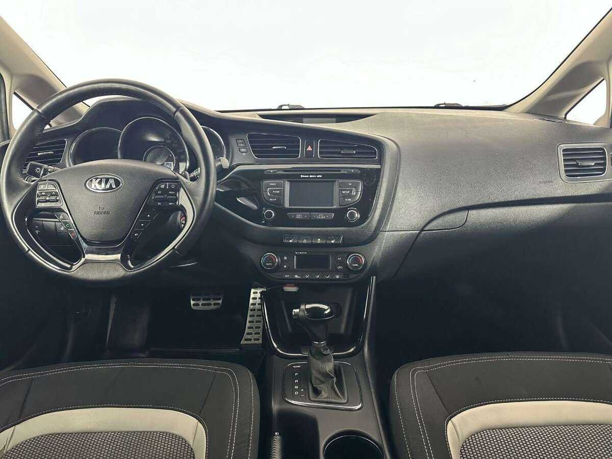 Купить Kia Ceed, 2014, 117 000 км, фото №7