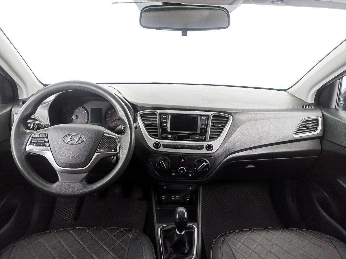 Купить Hyundai Solaris, 2018, 116 302 км, фото №12