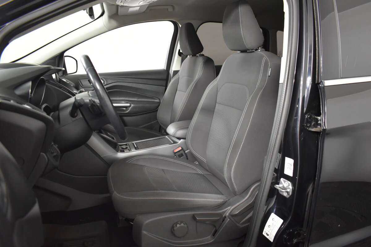 Купить Ford Kuga, 2017, 152 000 км, фото №9