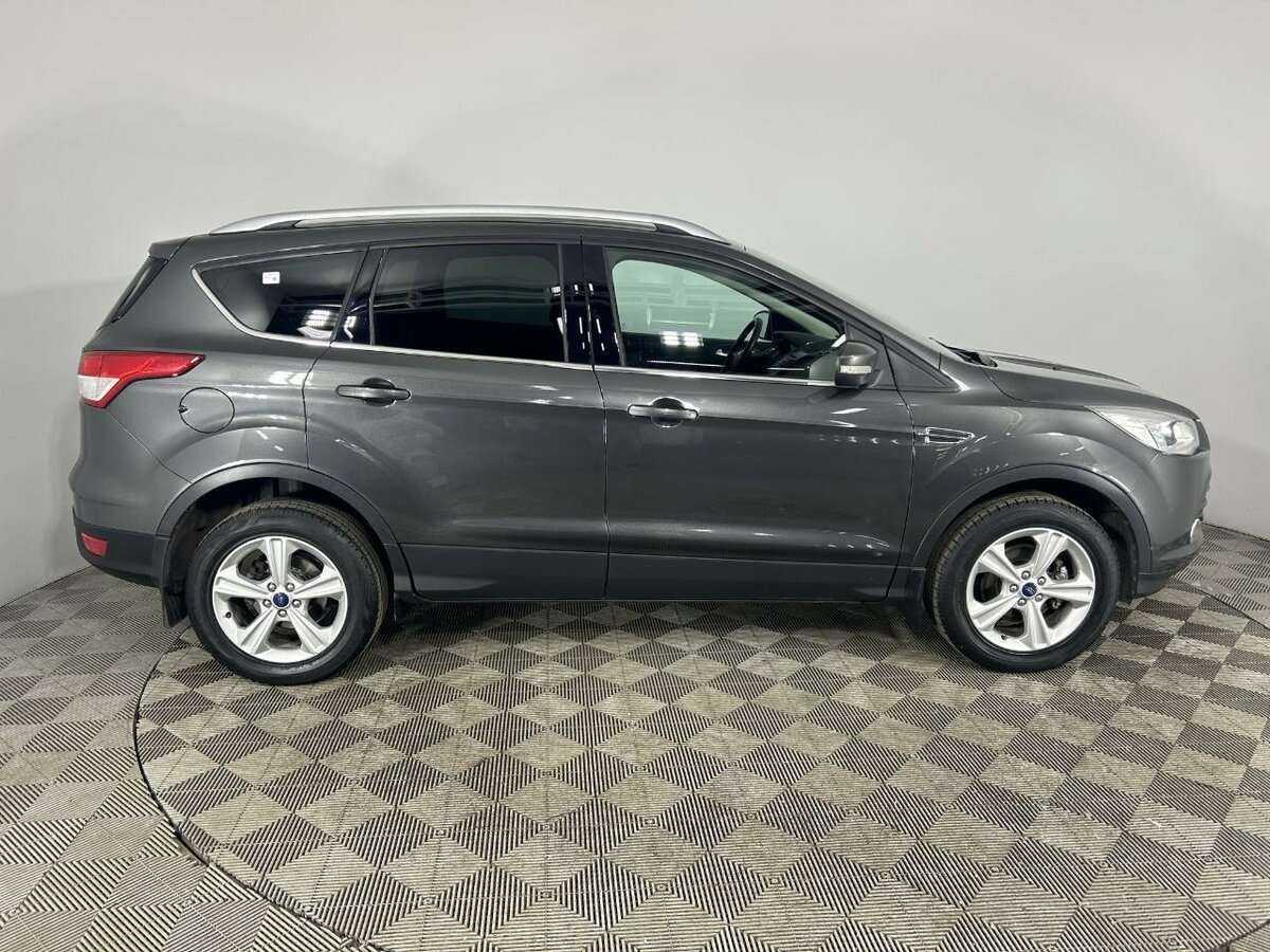 Купить Ford Kuga, 2015, 95 000 км, фото №4