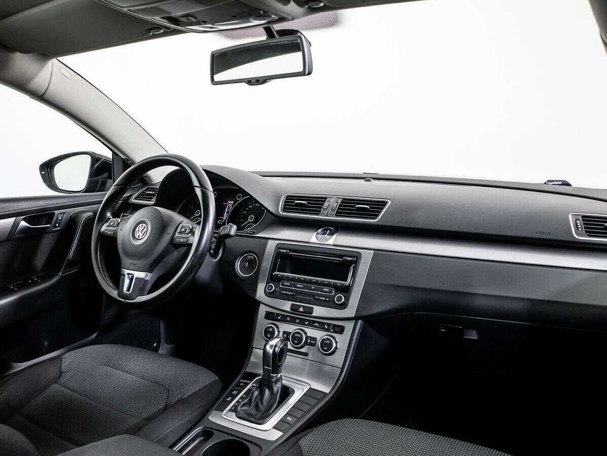 Купить Volkswagen Passat, 2012, 171 420 км, фото №9