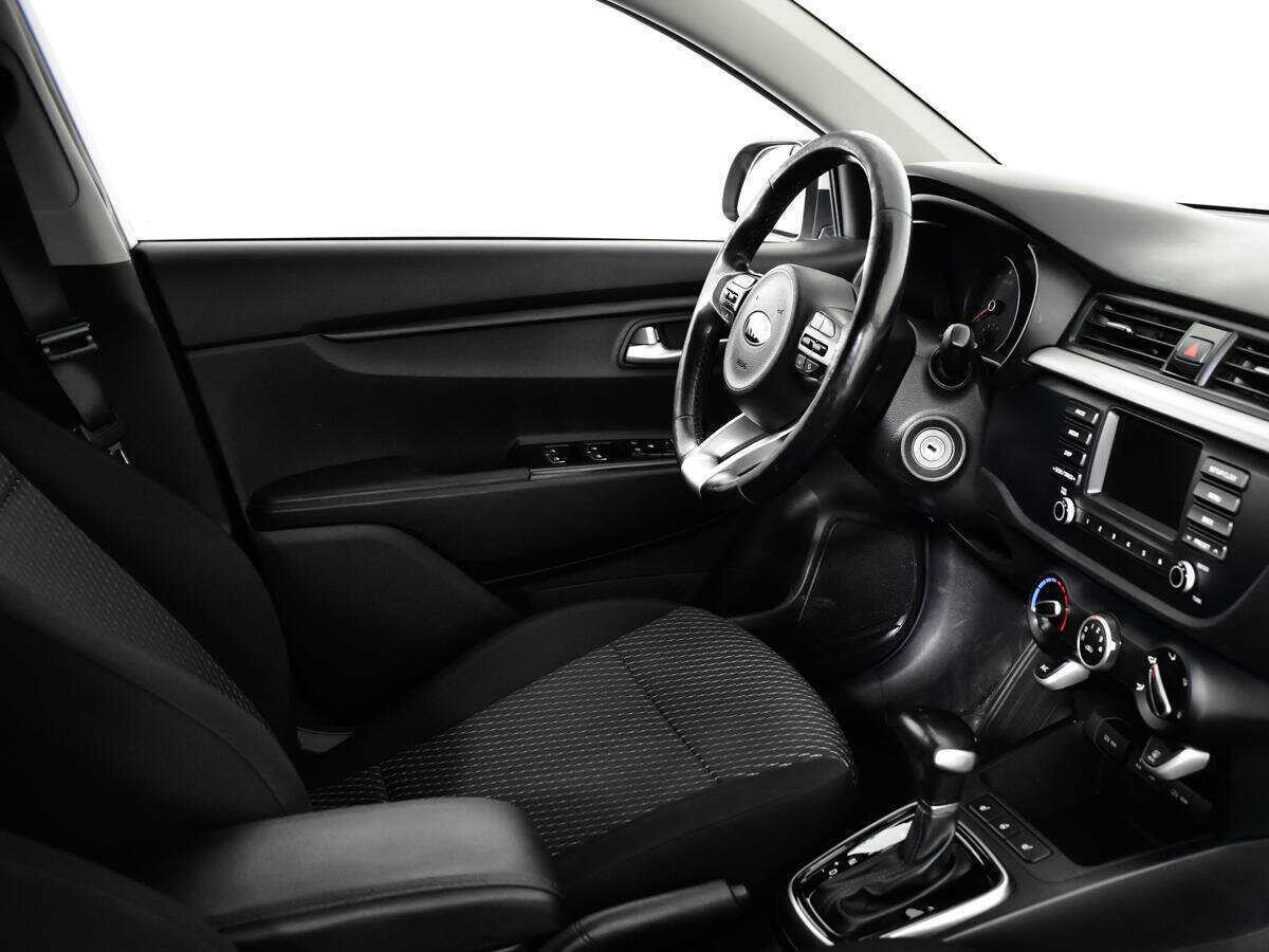 Купить Kia Rio, 2017, 123 584 км, фото №9