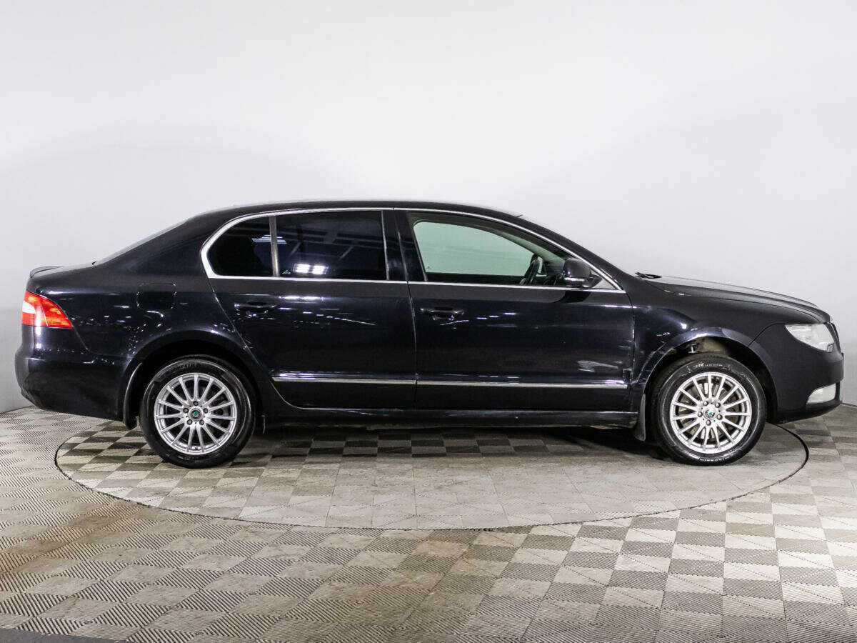Купить Skoda Superb, 2012, 180 163 км, фото №4