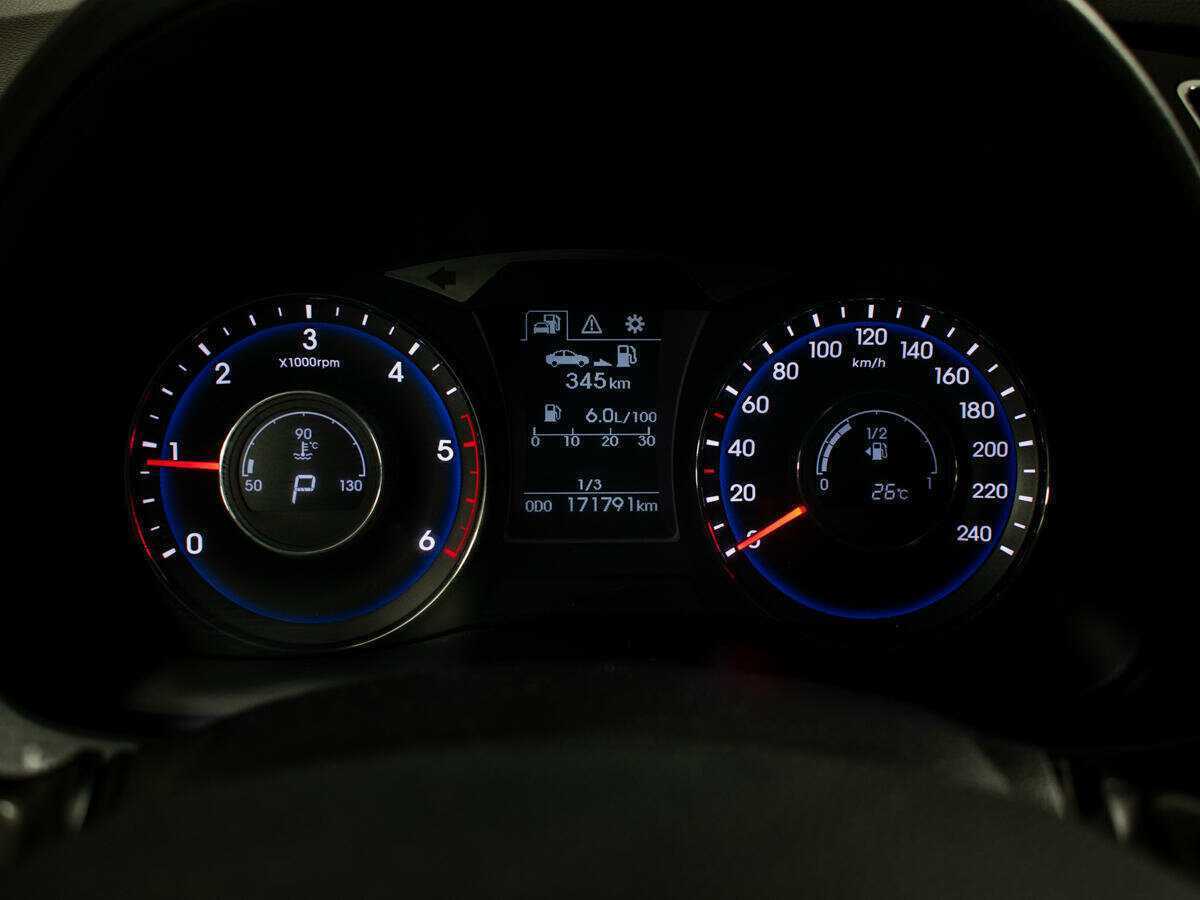 Купить Hyundai i40, 2016, 171 789 км, фото №9