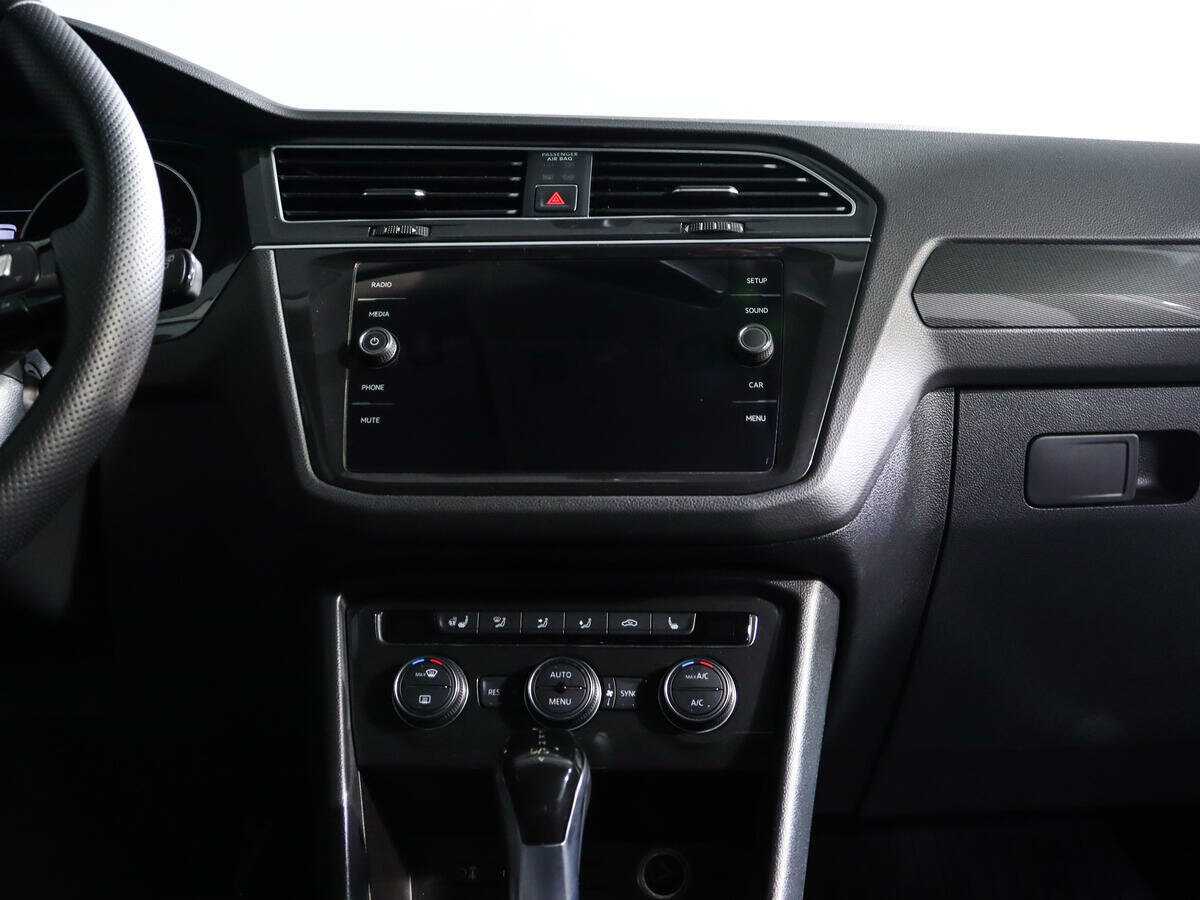 Купить Volkswagen Tiguan, 2017, 165 211 км, фото №11