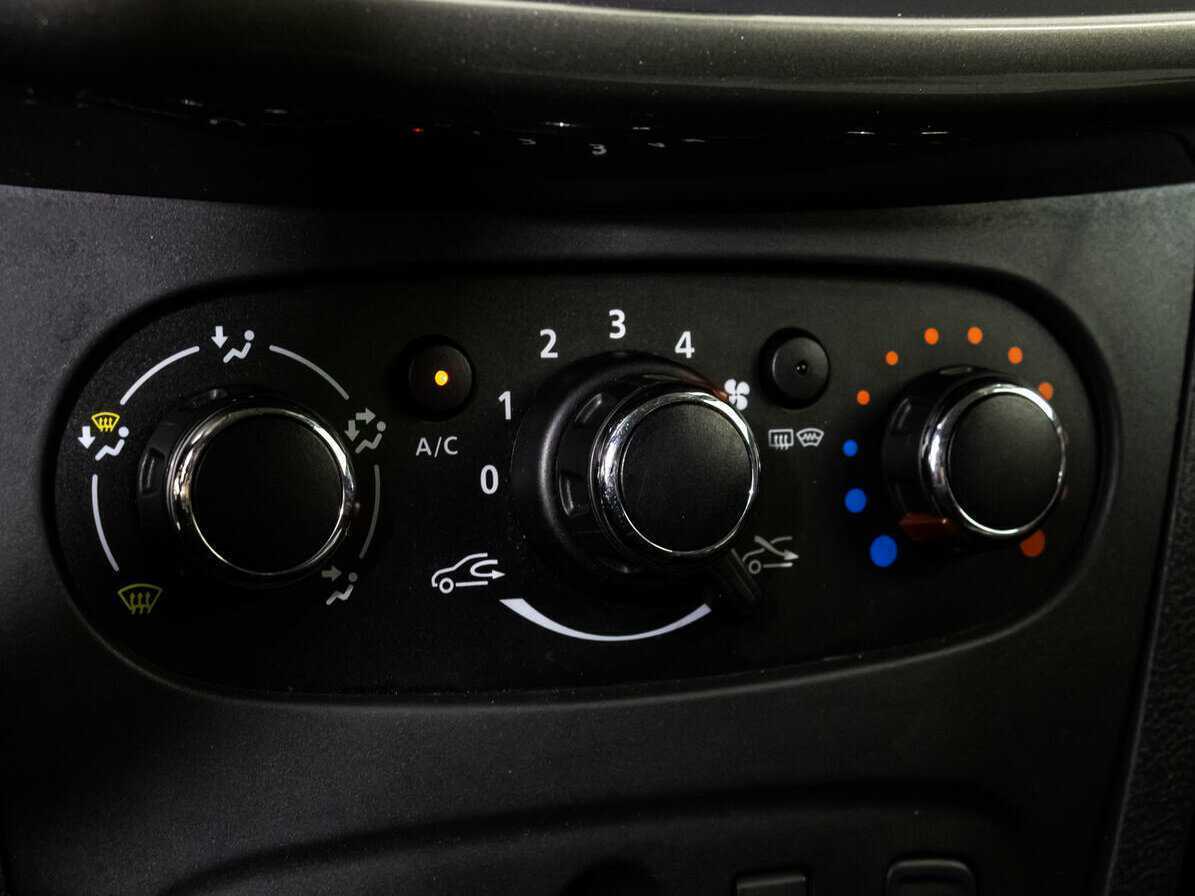 Купить Renault Logan, 2019, 133 003 км, фото №14