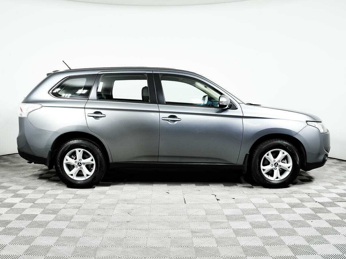 Купить Mitsubishi Outlander, 2013, 61 805 км, фото №4