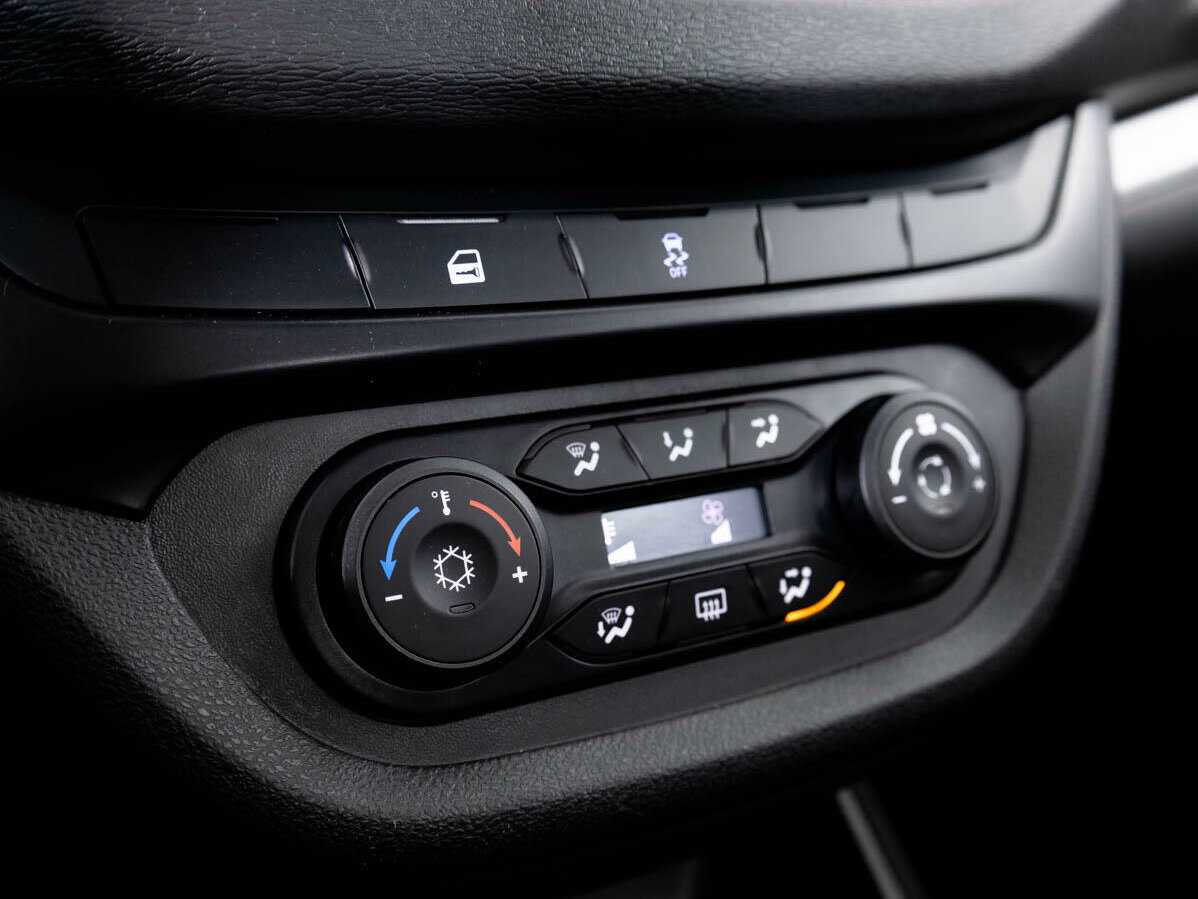 Купить Lada (ВАЗ) Vesta, 2022, 40 447 км, фото №13