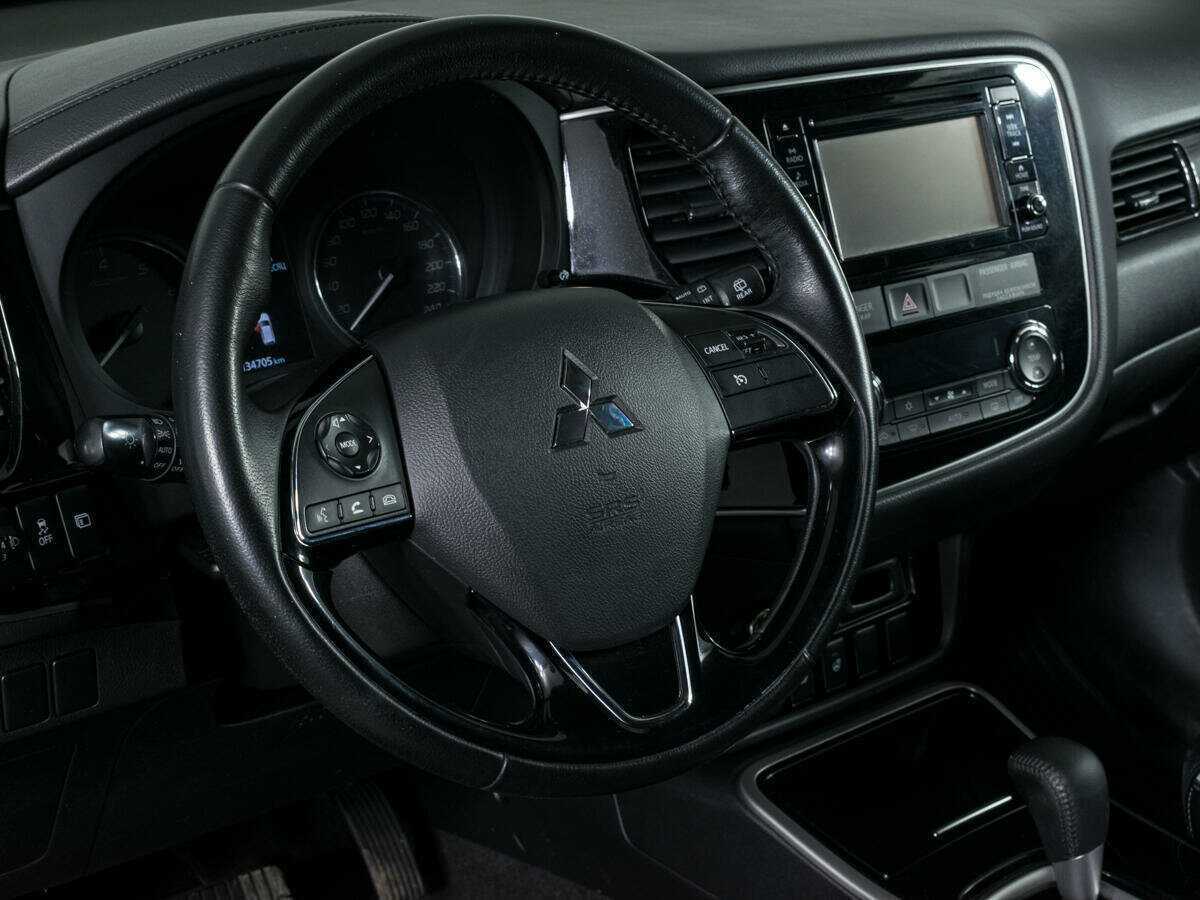 Купить Mitsubishi Outlander, 2017, 134 690 км, фото №12