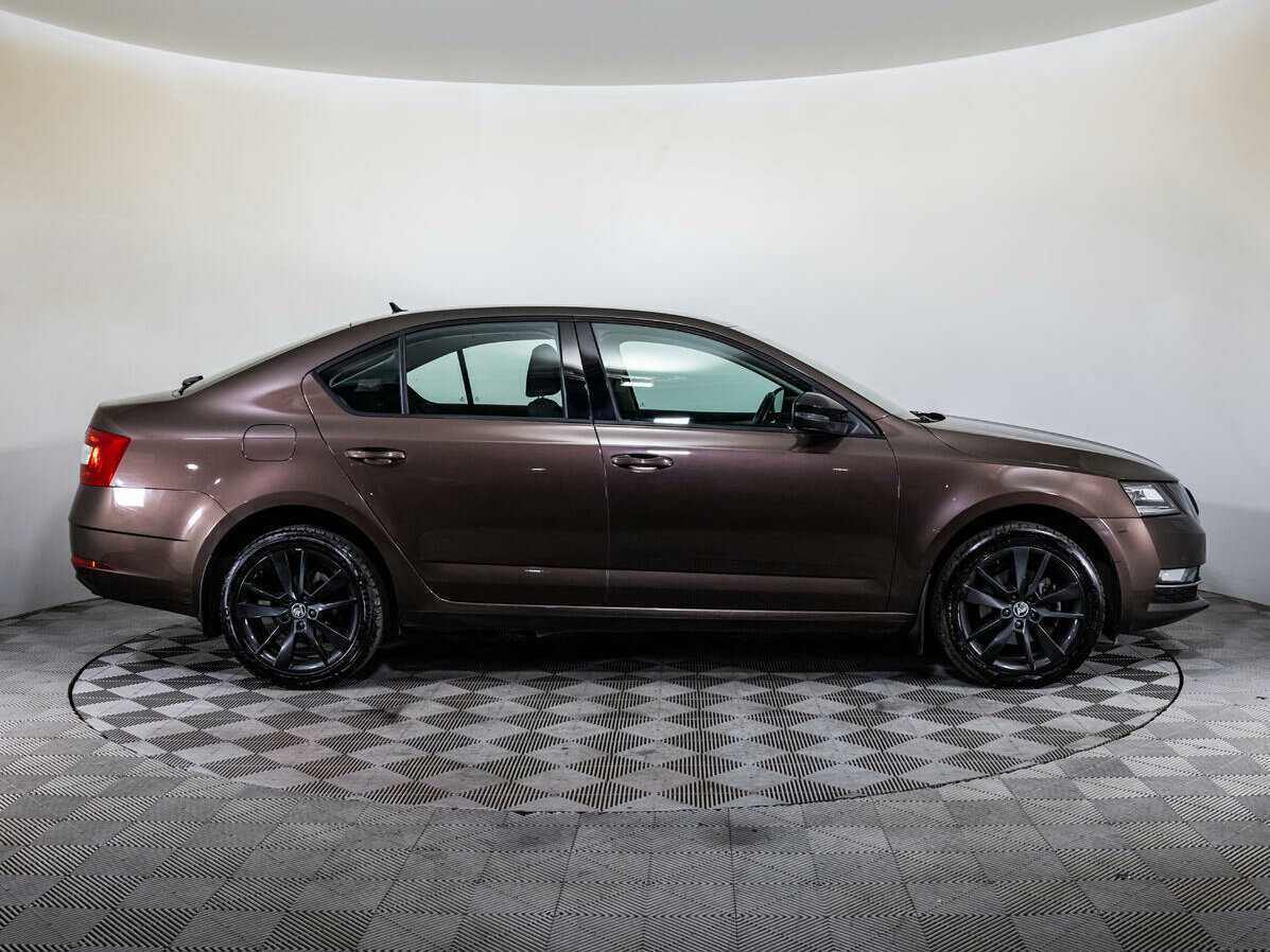 Купить Skoda Octavia, 2018, 76 437 км, фото №4