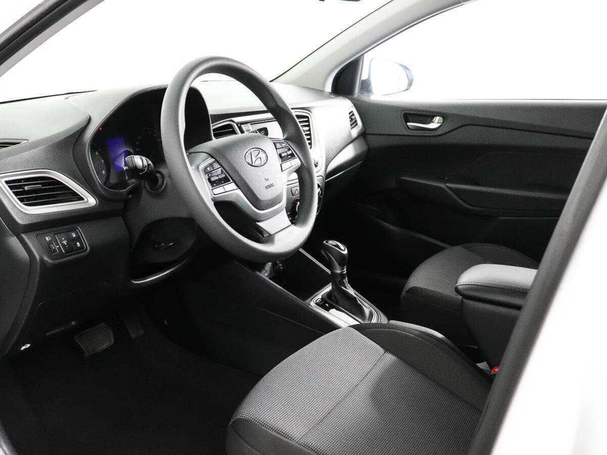 Купить Hyundai Solaris, 2021, 54 000 км, фото №8