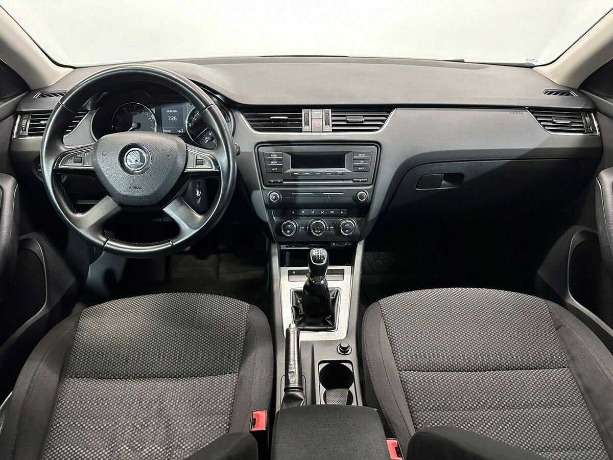 Купить Skoda Octavia, 2013, 270 148 км, фото №8