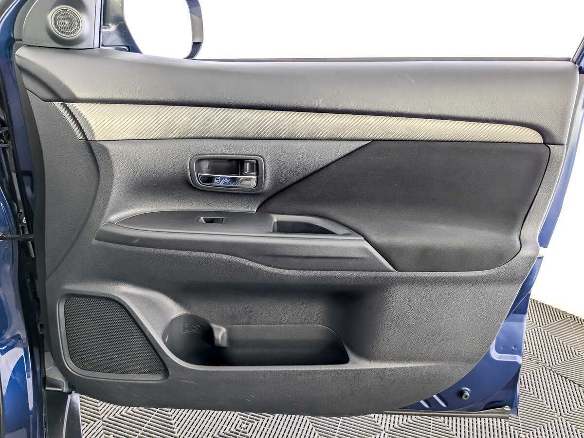 Купить Mitsubishi Outlander, 2014, 129 909 км, фото №20