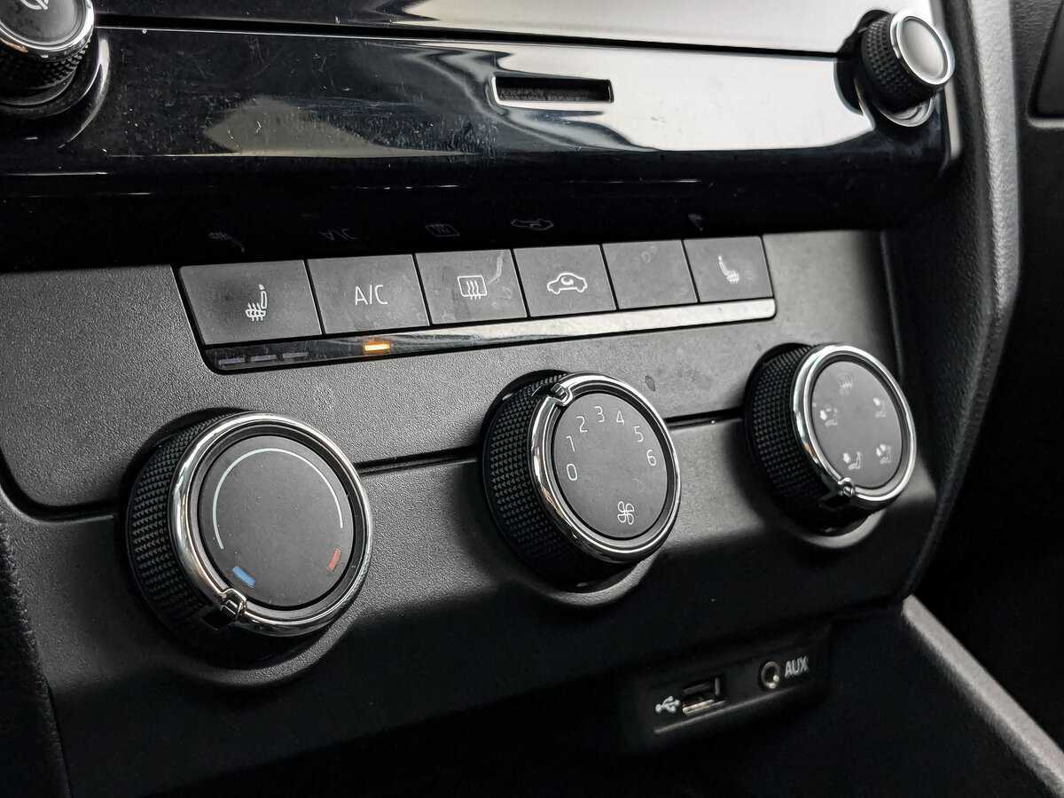 Купить Skoda Octavia, 2017, 165 576 км, фото №17