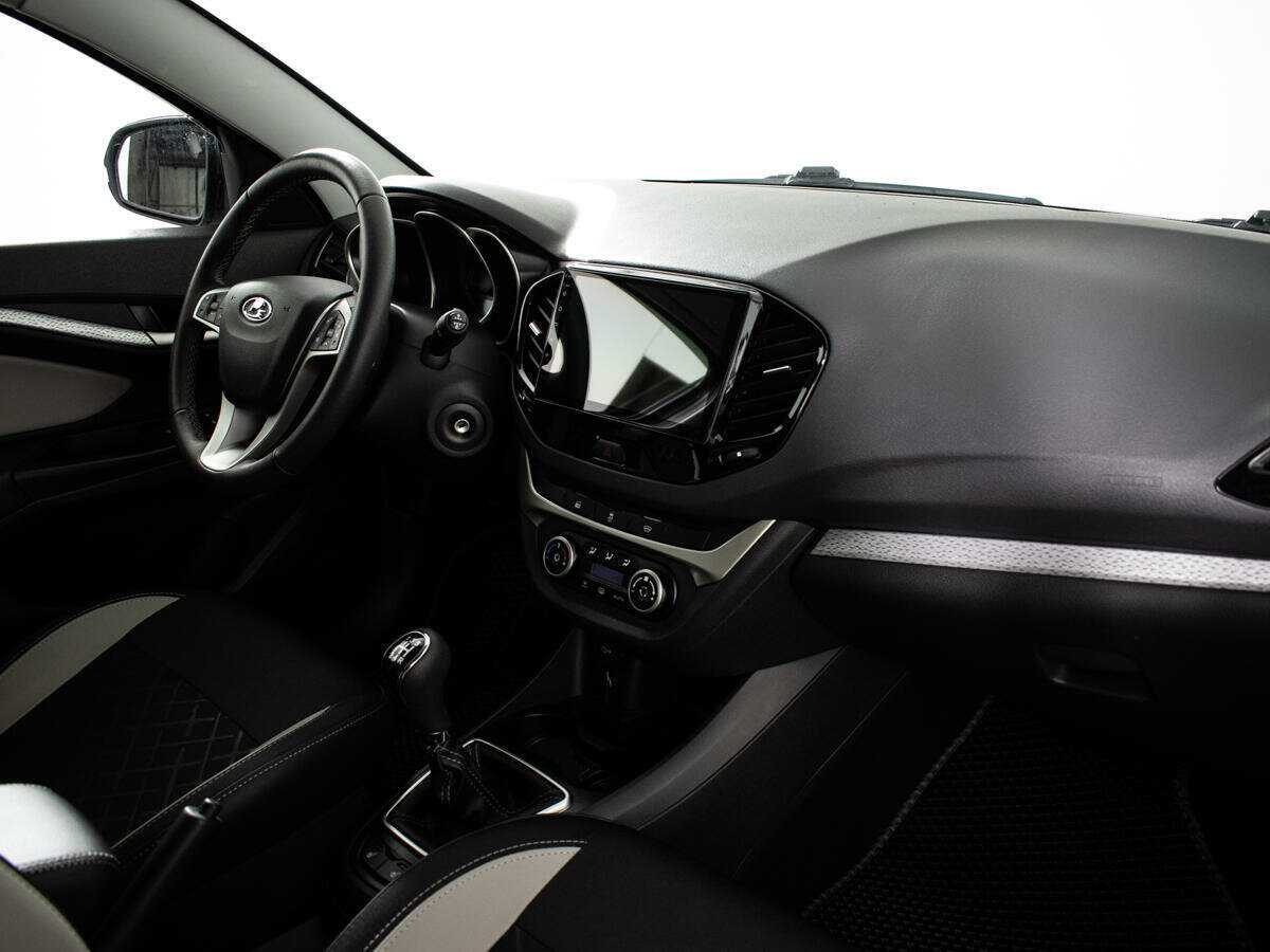 Купить Lada (ВАЗ) Vesta SW Cross, 2019, 30 900 км, фото №5