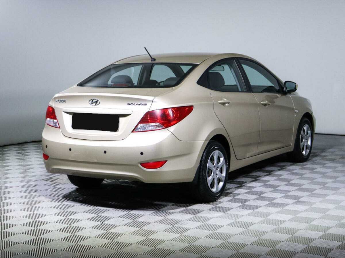 Купить Hyundai Solaris, 2013, 80 000 км, фото №4