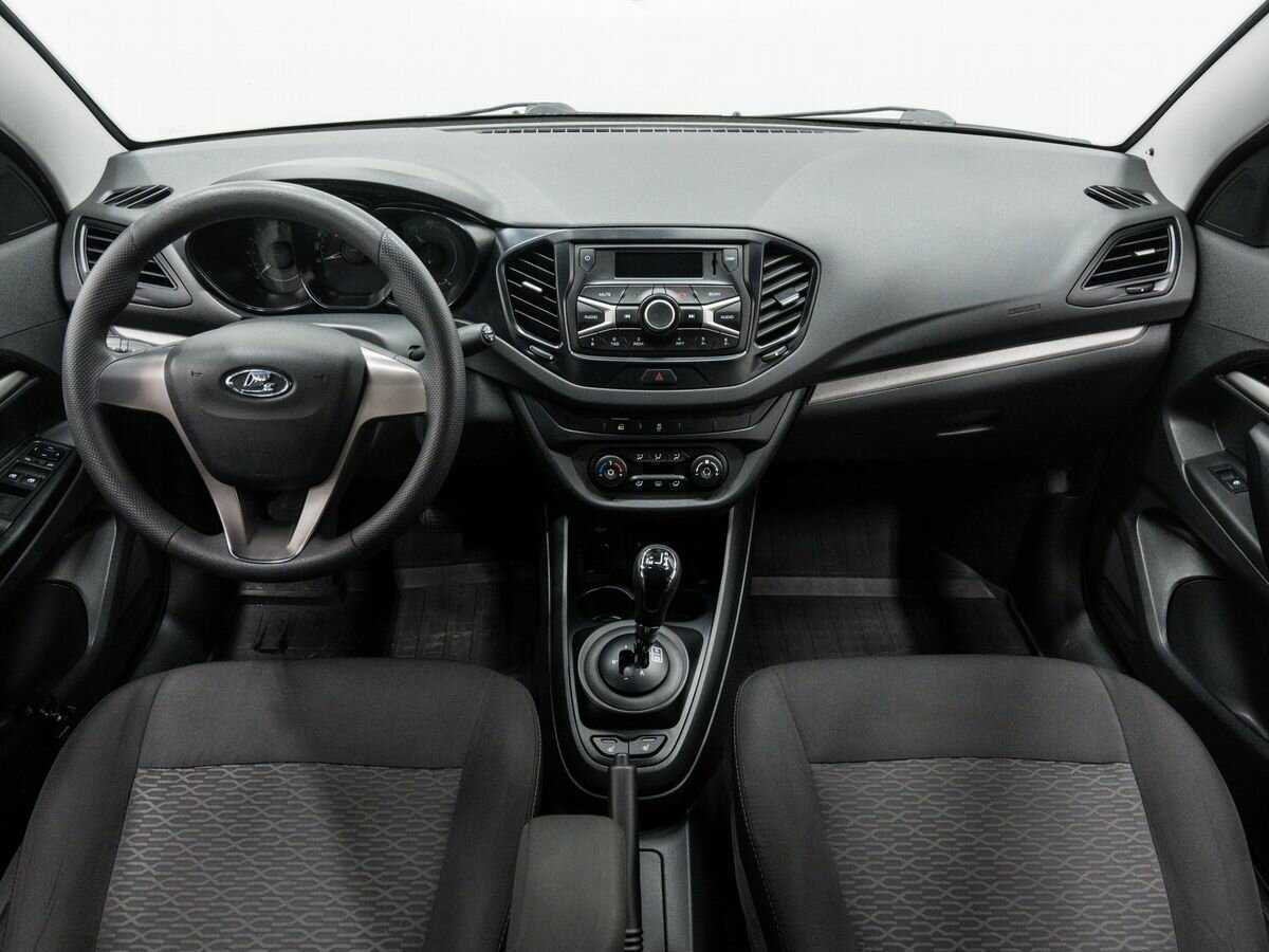 Купить Lada (ВАЗ) Vesta, 2017, 125 000 км, фото №11