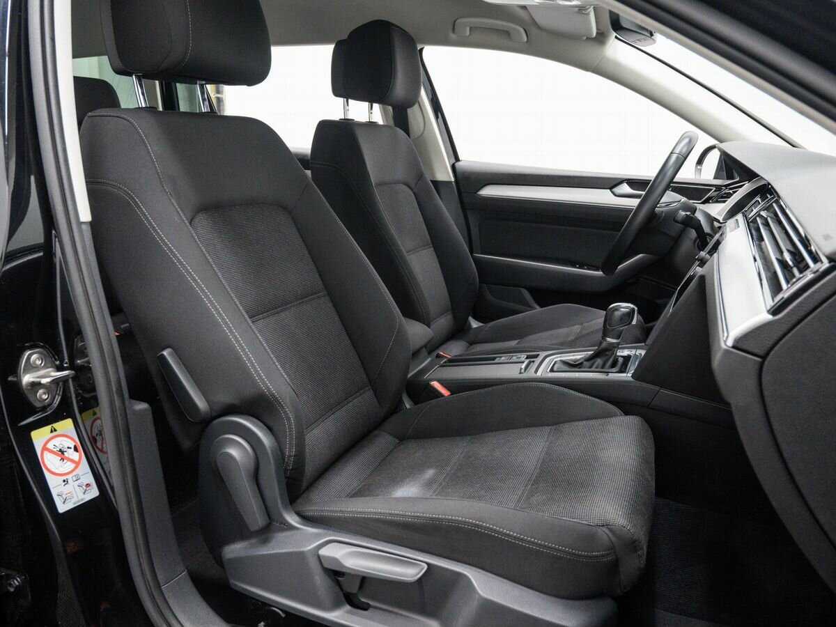 Купить Volkswagen Passat, 2018, 225 564 км, фото №8