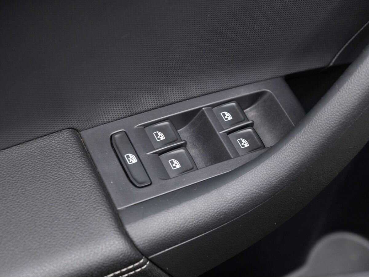 Купить Skoda Rapid, 2018, 98 000 км, фото №20