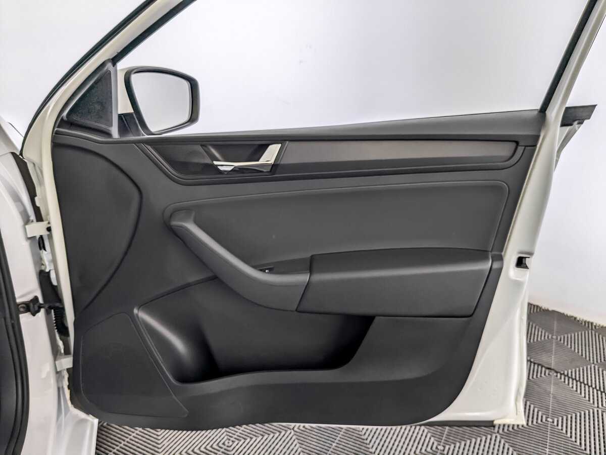 Купить Skoda Rapid, 2019, 126 427 км, фото №24