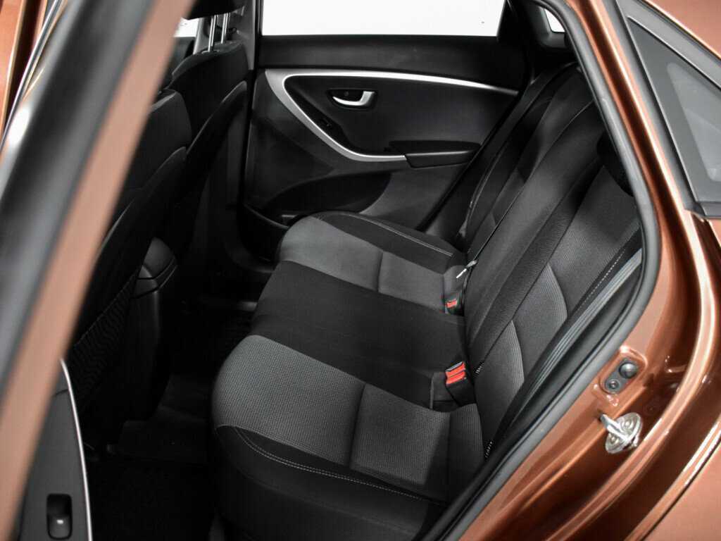 Купить Hyundai i30, 2013, 119 000 км, фото №12