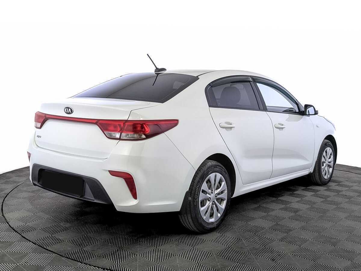 Купить Kia Rio, 2018, 121 000 км, фото №5