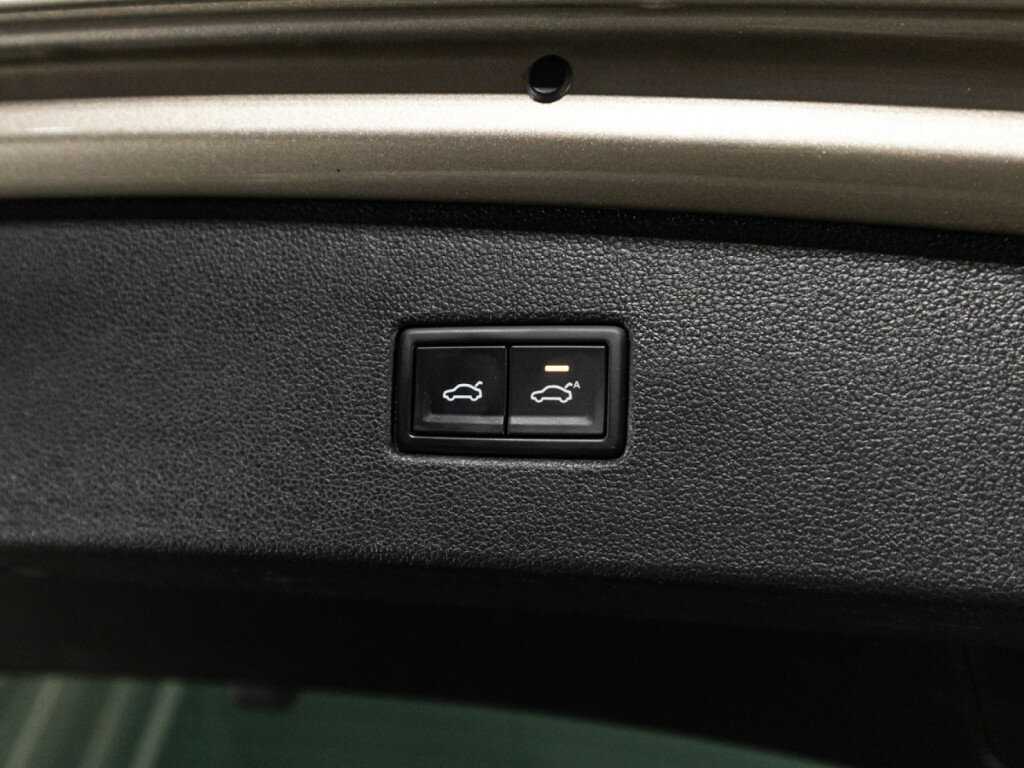 Купить Volkswagen Tiguan, 2018, 166 443 км, фото №16