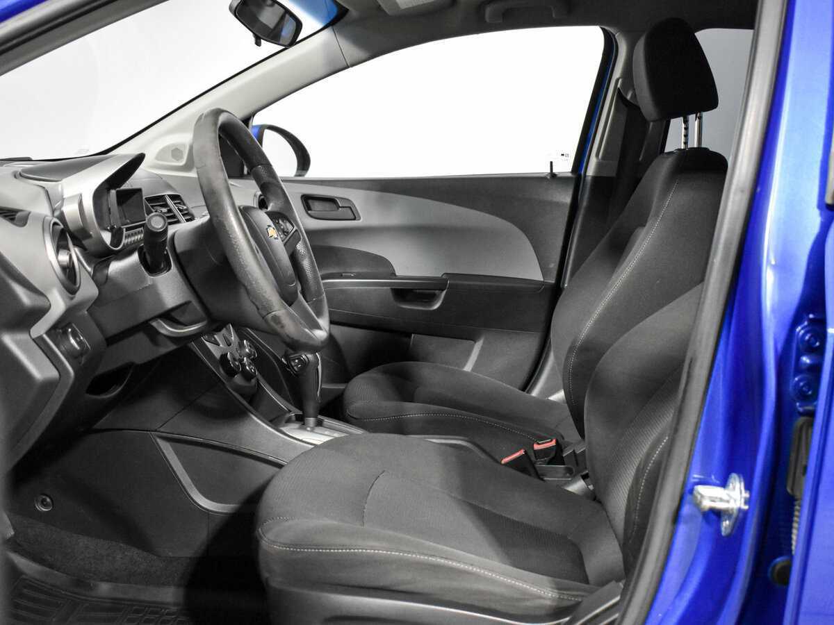 Купить Chevrolet Aveo, 2012, 163 010 км, фото №10