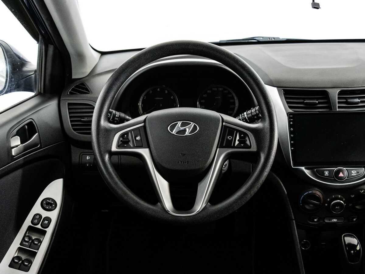 Купить Hyundai Solaris, 2016, 107 870 км, фото №12