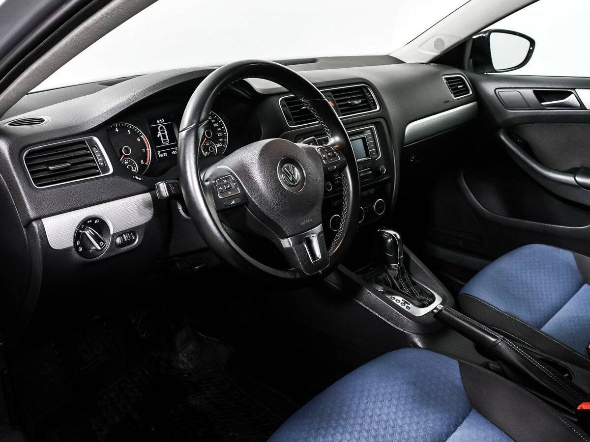 Купить Volkswagen Jetta, 2013, 74 271 км, фото №13