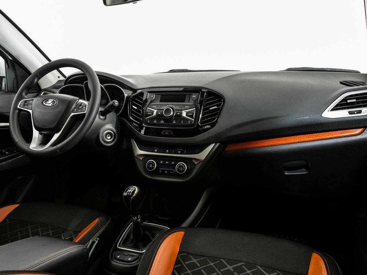 Купить Lada (ВАЗ) Vesta Cross, 2018, 72 753 км, фото №7