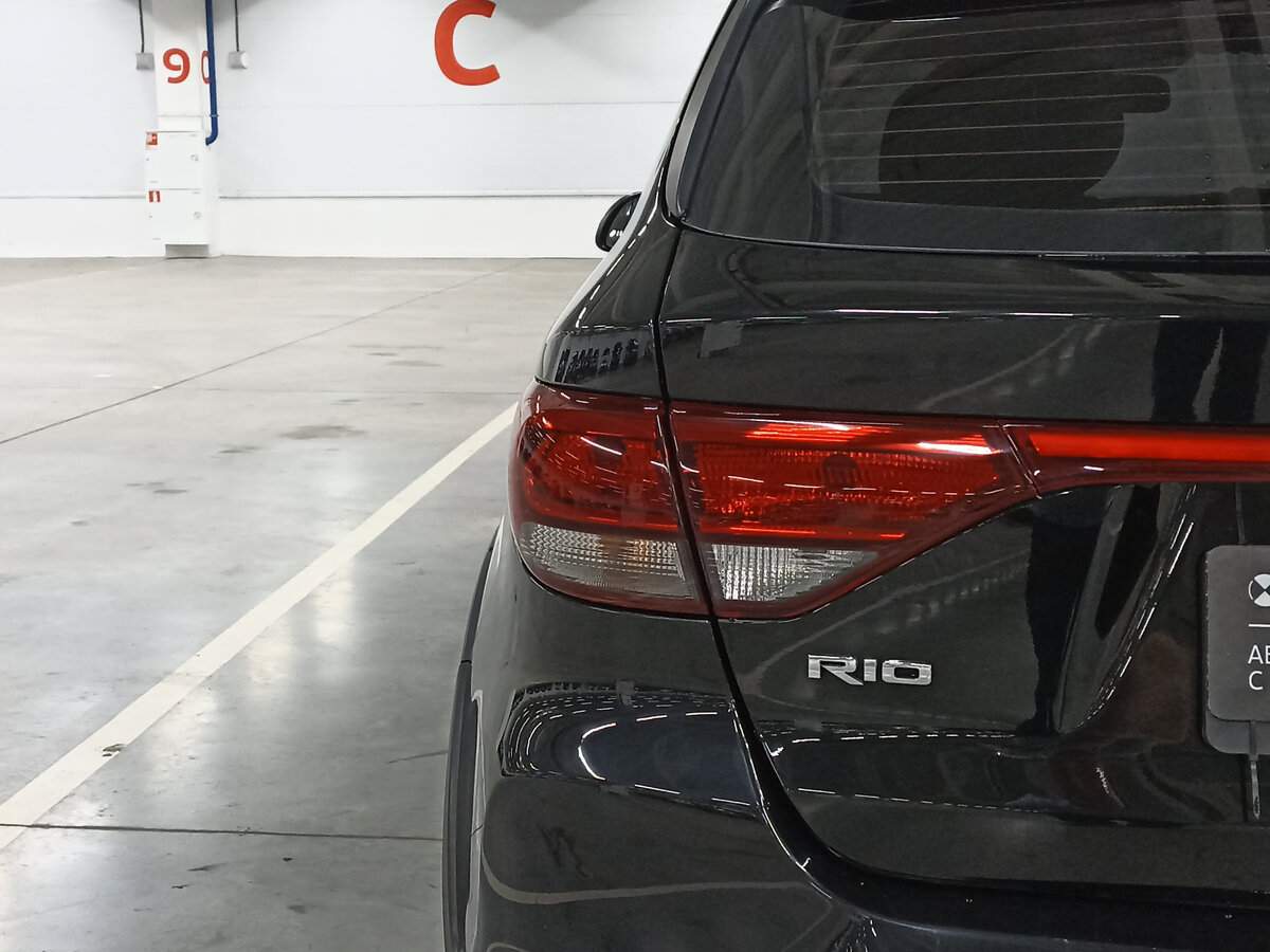 Купить Kia Rio X-Line, 2019, 81 433 км, фото №9