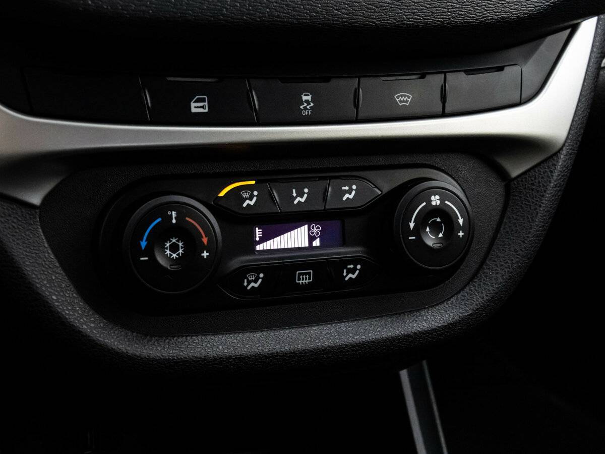 Купить Lada (ВАЗ) Vesta SW Cross, 2021, 83 498 км, фото №16