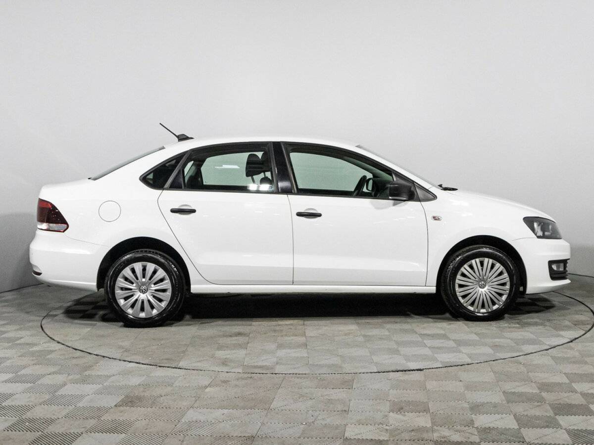 Купить Volkswagen Polo, 2019, 75 689 км, фото №4