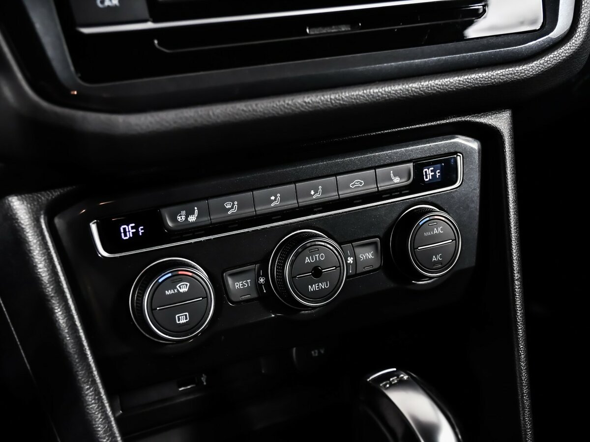 Купить Volkswagen Tiguan II, 2017, 148 304 км, фото №15