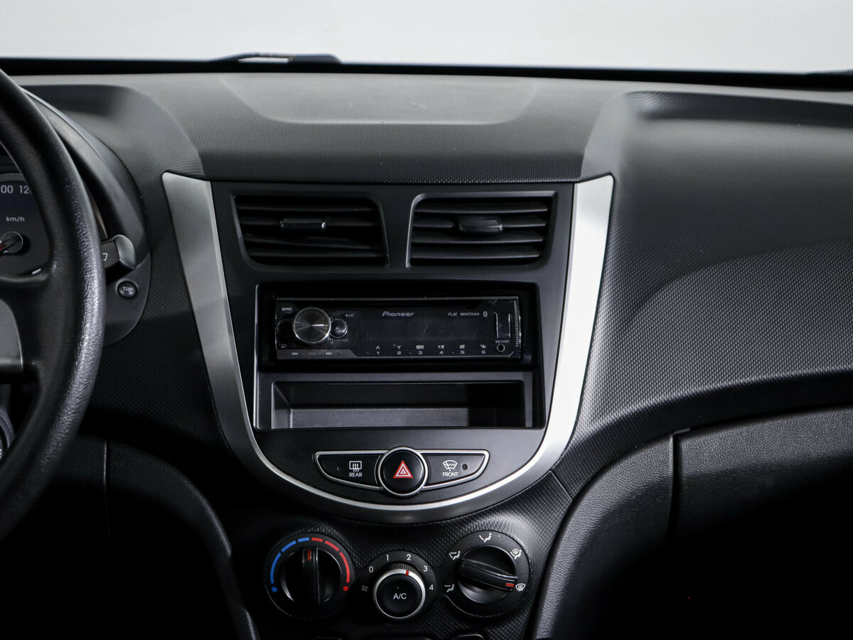 Купить Hyundai Solaris I, 2013, 234 118 км, фото №11